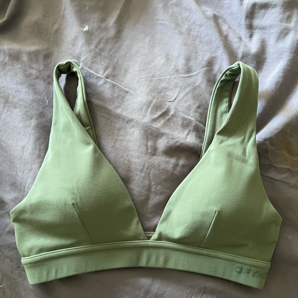 Dfyne origin sports bra smoked sage